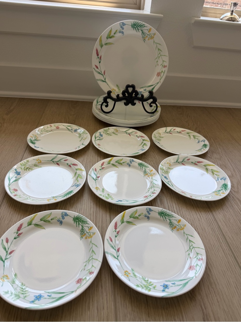 Vintage Corelle by Corning “My Garden” Dinner Plates/ salad plates set of 16